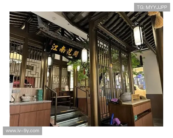 细数兼具诗意与球技的传奇足球球星名录深度探索故事全景旅程展现